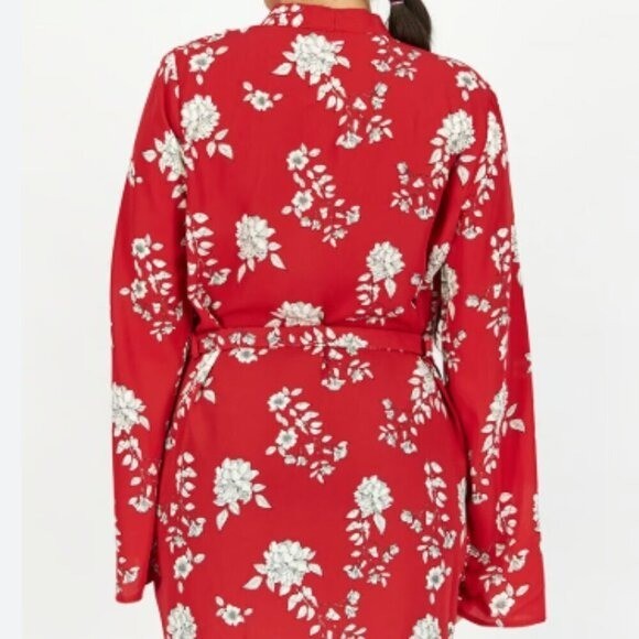 Guess Womens Red Floral Semi-Sheer Mid Length Belted Kimono Top Sz XS/S