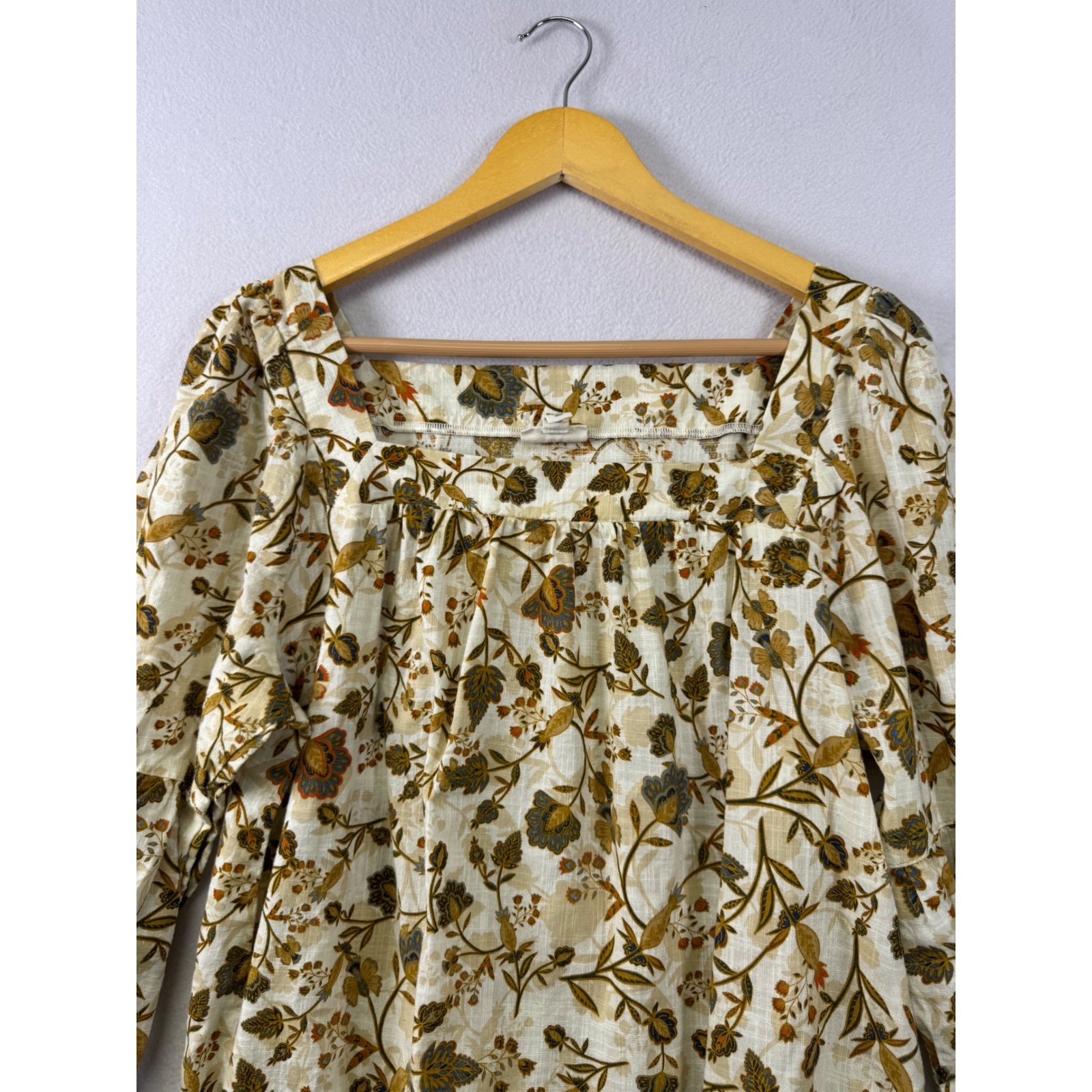 a.n.a Floral Square Neck Blouse Women Large Cream Mustard Boho Tiered Sleeve