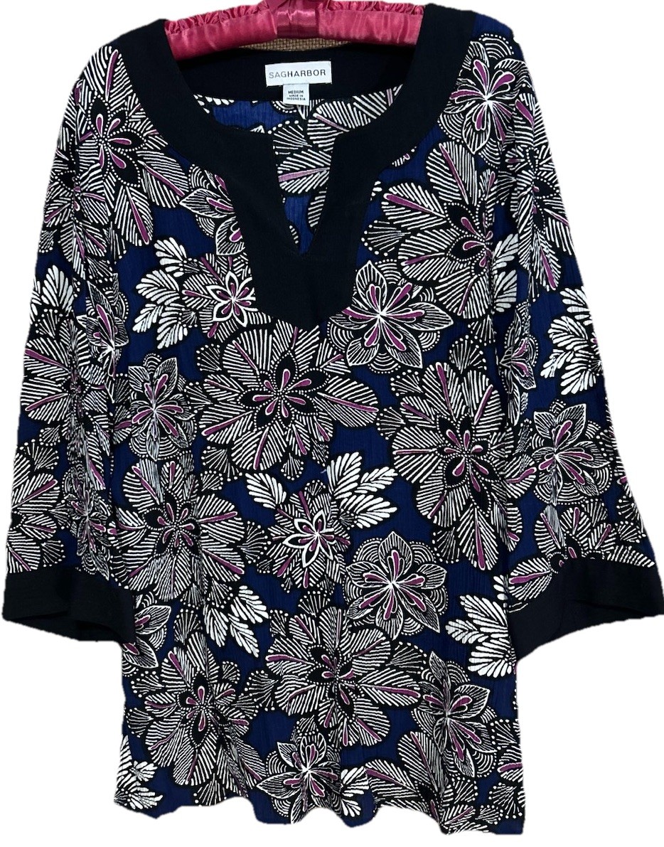 Sag Harbor Top M Black Blue White Floral Rayon Tunic Shirt Blouse Women’s Medium