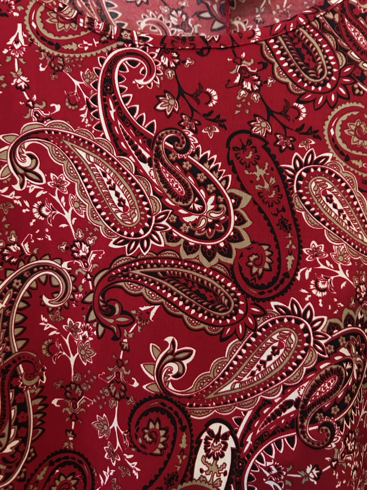 Catherine’s 4X 30/32W Red Paisley Cold Shoulder Knit Top