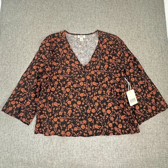NEW! a.n.a New Approach Floral Top V-Neck Wide Sleeves Relaxed Fit Cotton S44