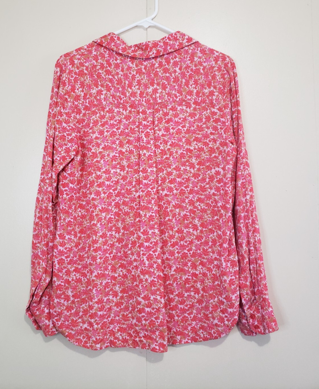 A Loves A Womens M Blouse Pink Button Up 100% Rayon Lightweight Office Spring