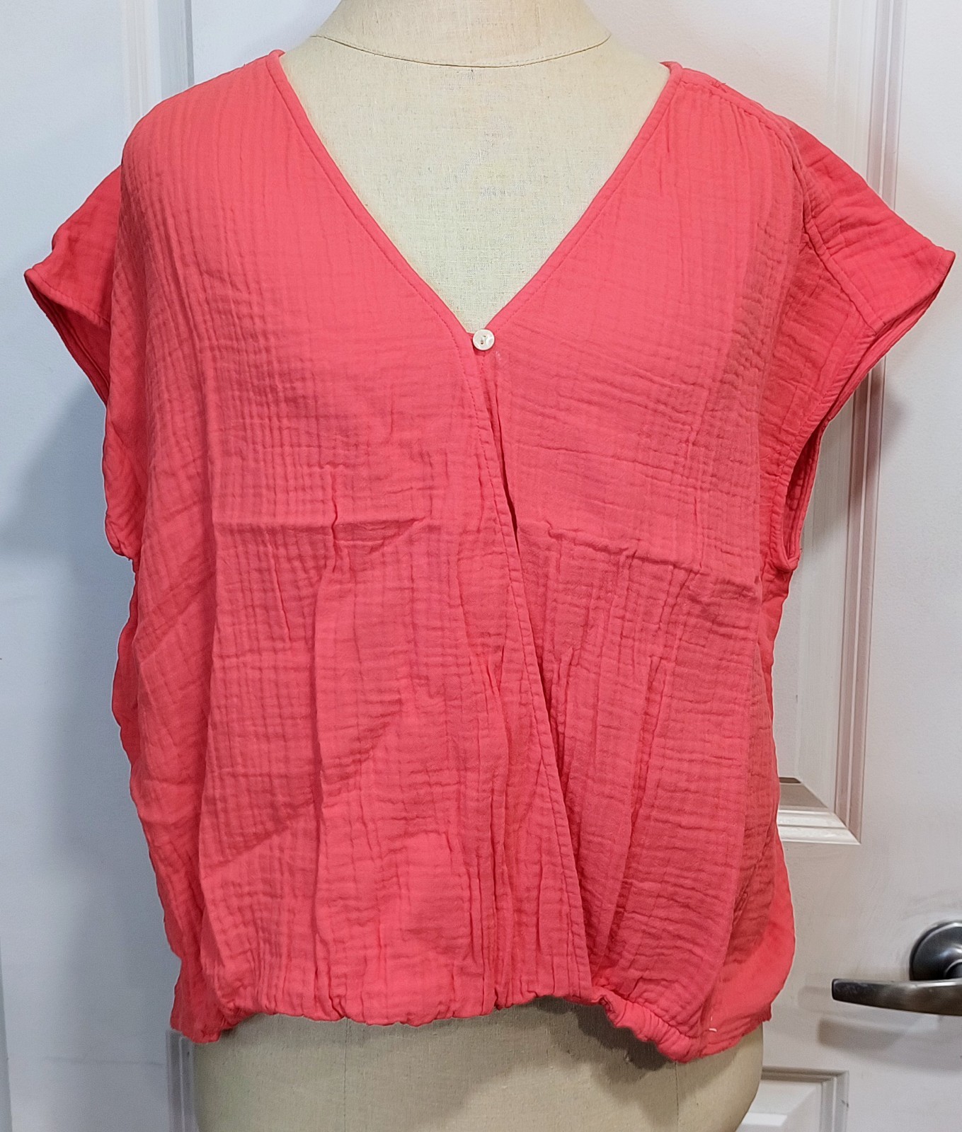 Universal Thread V Neck Wrap Blouse Pink Coral Hi Lo Style Women’s Size M NWT