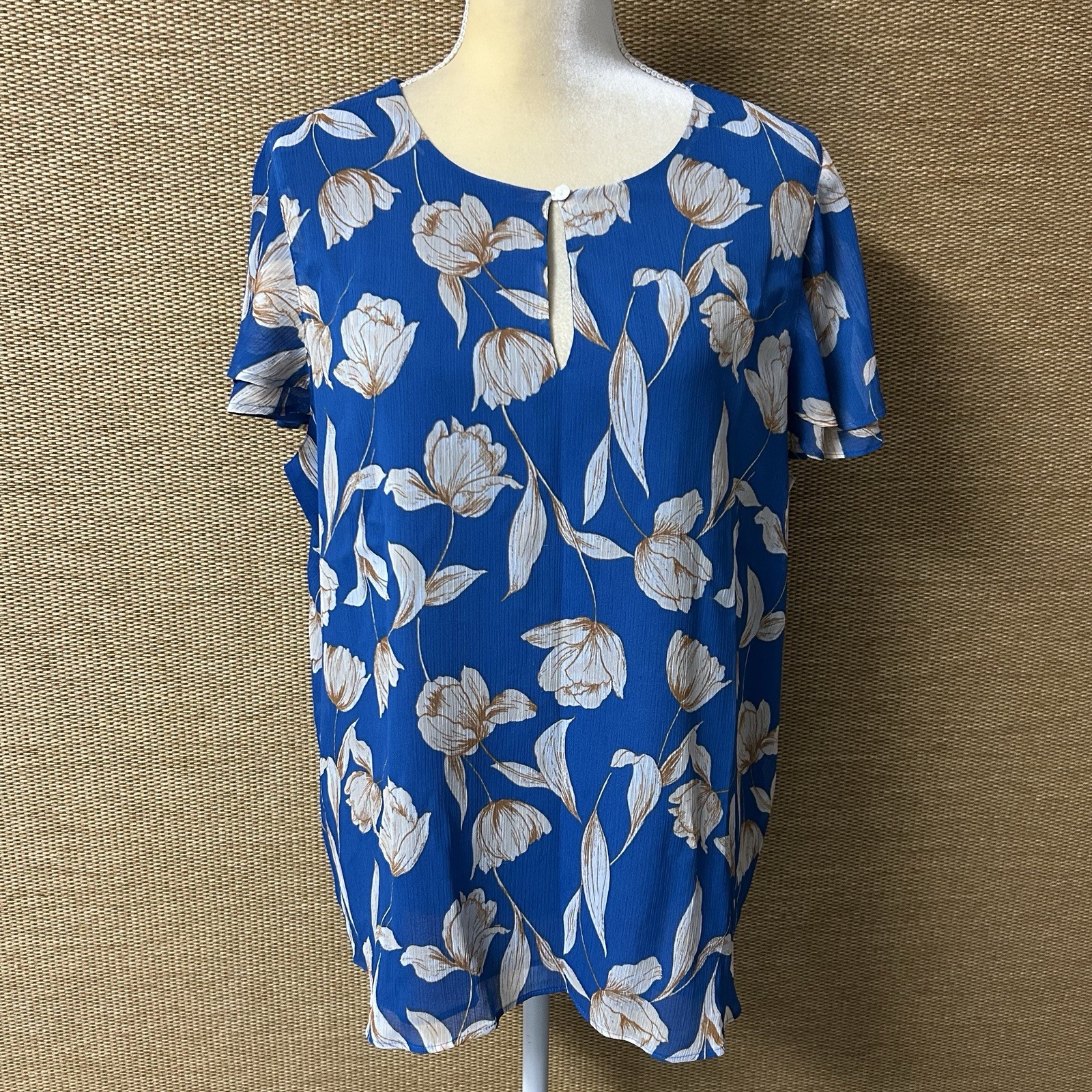 Ann Taylor Factory Top Women’s XL Blue Cream Floral Chiffon Short Flutter Sleeve