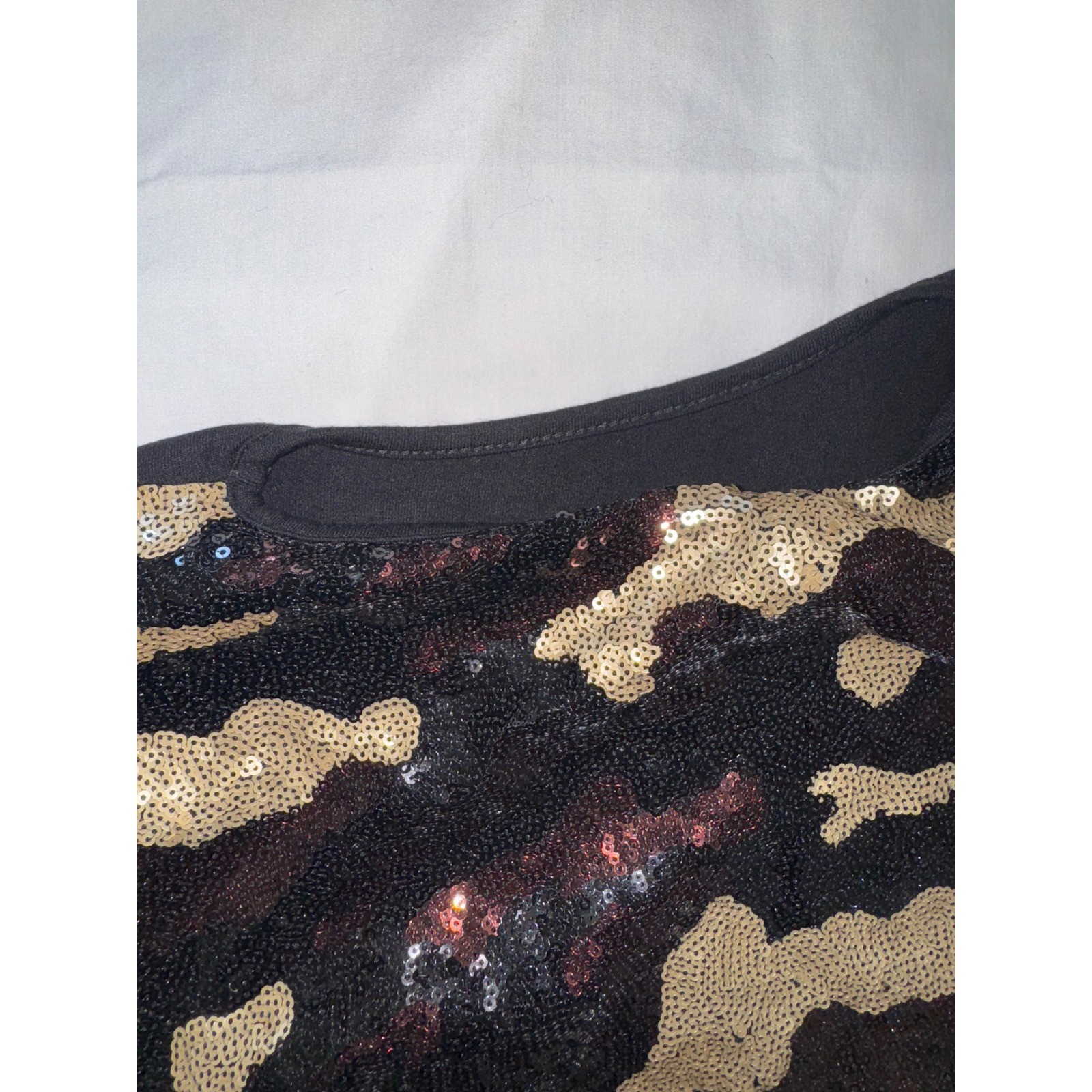 Womens M Sequin Camo Cold Shoulder Top V-Neck Coquette Maximalist Eclectic