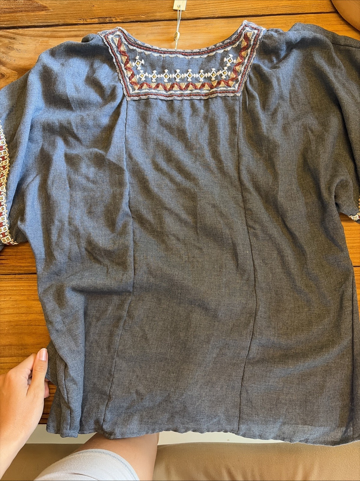 Max Studio Floral Embroidered Top Womens Medium Dusty Blue Pleated Peasant