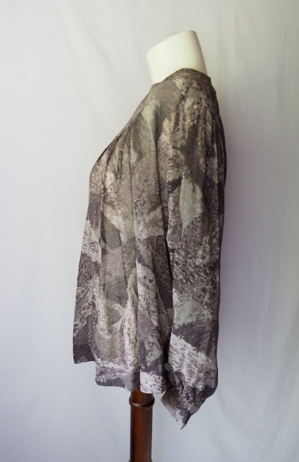 Moda International Sheer Silk Long Sleeve Blouse Button Back Pleated Gray S