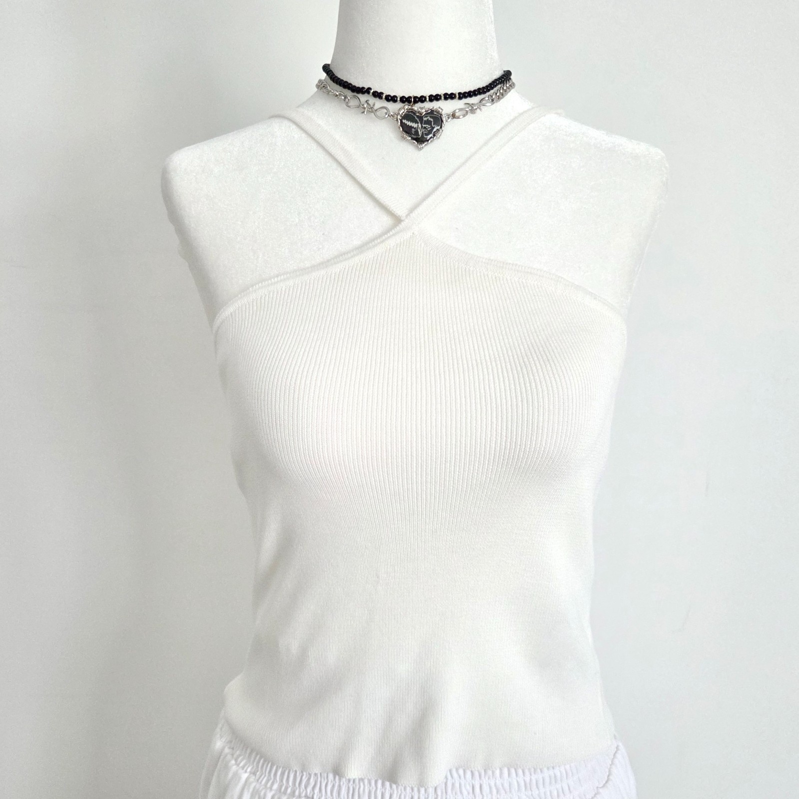 Forever 21 White Criss Cross Halter Top NWT Large Ribbed Stretchy Cropped Summer
