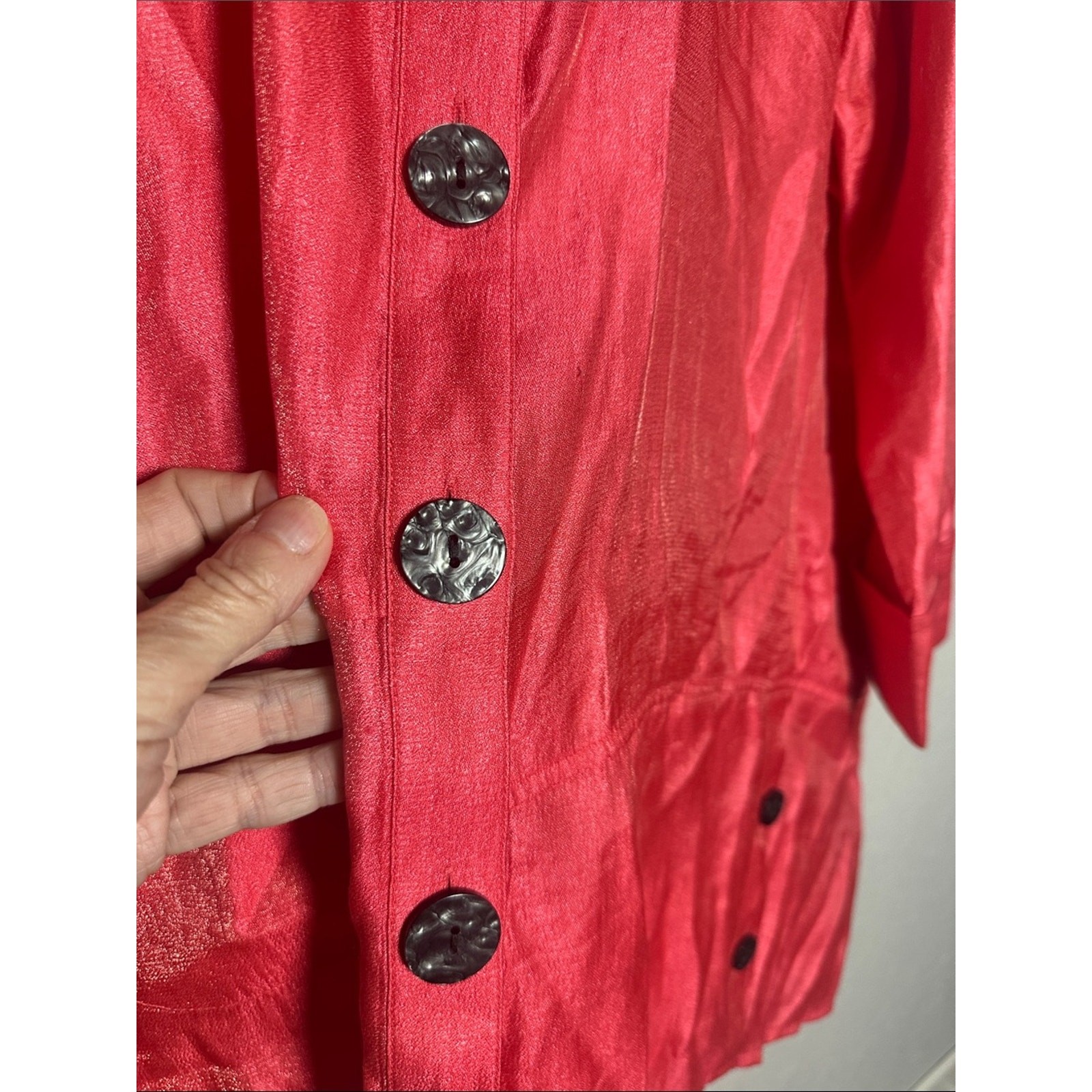Ali Miles Coral Shimmer Button Up Top Blouse Artsy Stand Up Collar Big Buttons