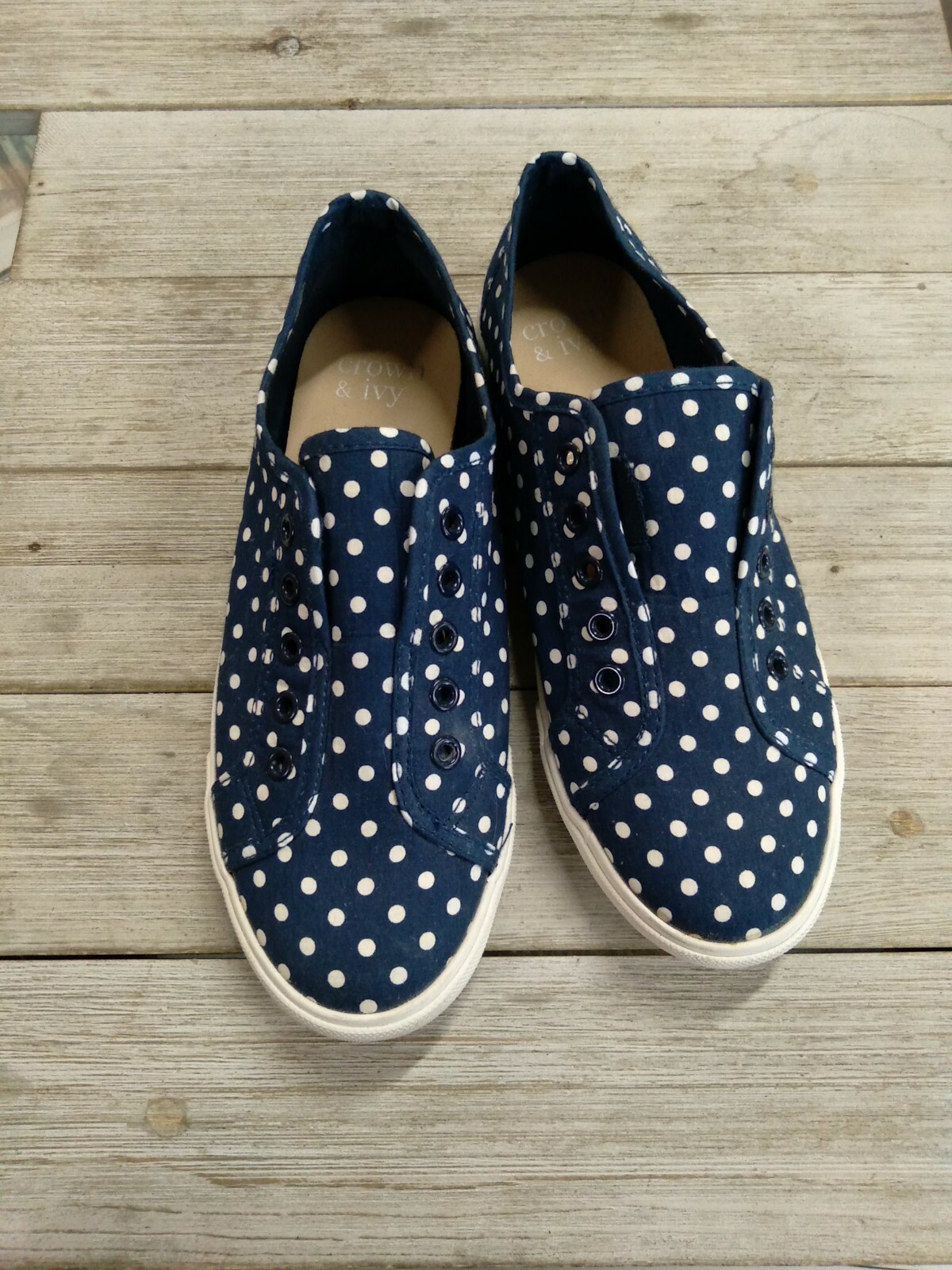 Crown and Ivy M065 Navy/White Dot Ciera Shoes Sz 6.5