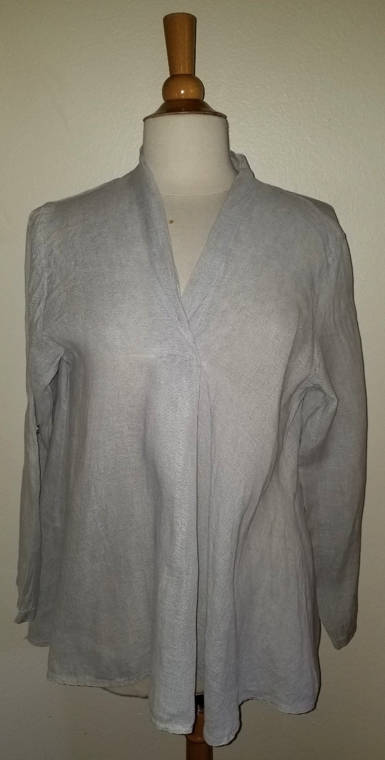 Meo Meli Dove Gray Linen Blouse, Top with Tab Sleeves and Center Detail, M