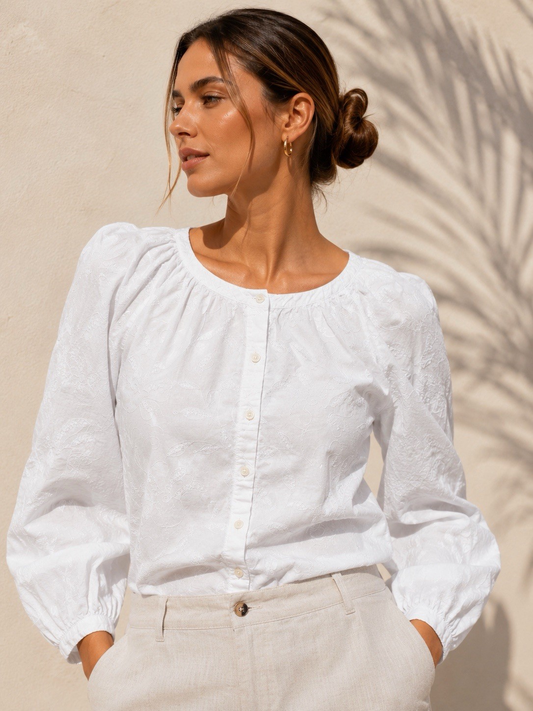 Ann Taylor Cotton L White Floral Round Neck Long Sleeve Puff Button-Up Blouse