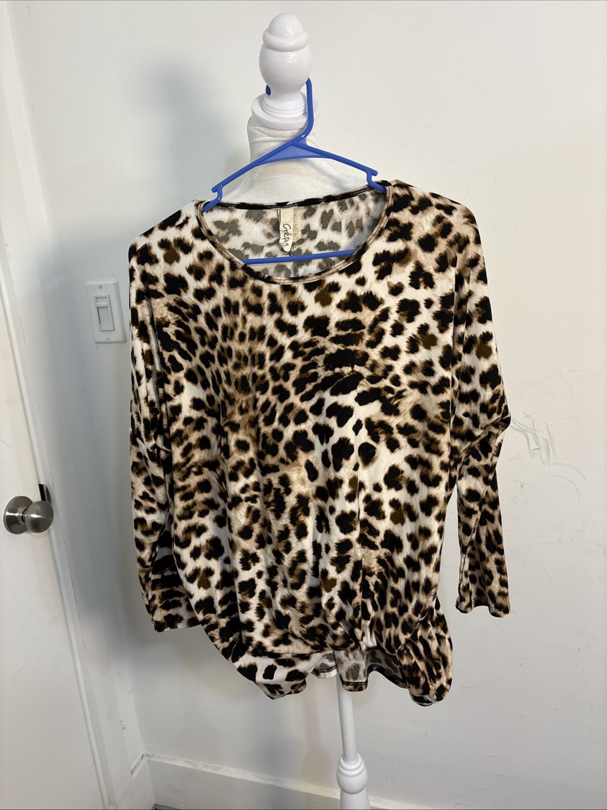 Crepas Blouse Made USA Twist Front Soft Small