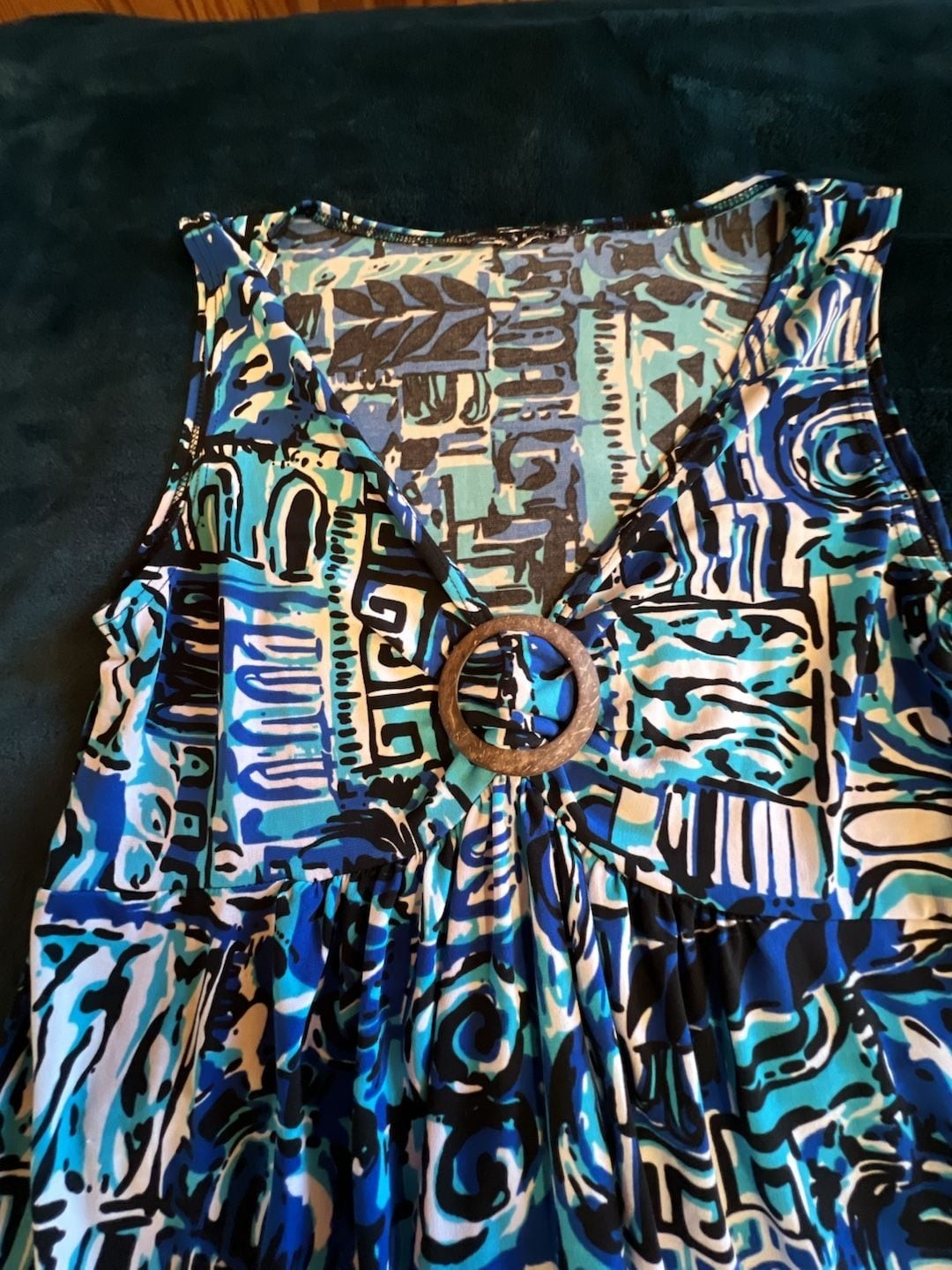 Caro Blue and Black Abstract Patterned Sleeveless Top. No size tag.. guessing s