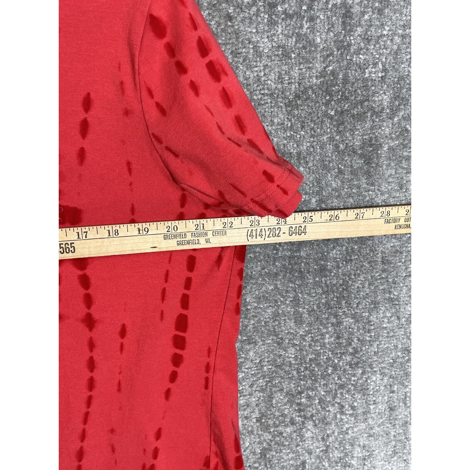 Breckenridge Top Womens Size XL Red Tie Dye Sequins Short Sleeve V-Neck Stretch