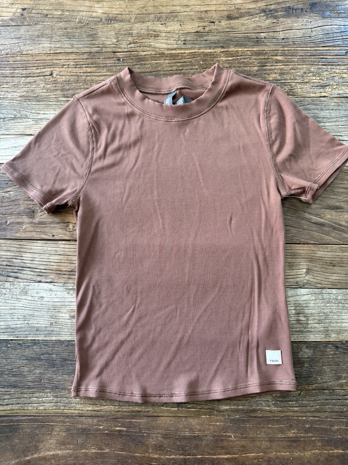 VUORI Pose Fitted Tee Ribbed Waist Length Short Sleeve T Shirt Size XS Brown