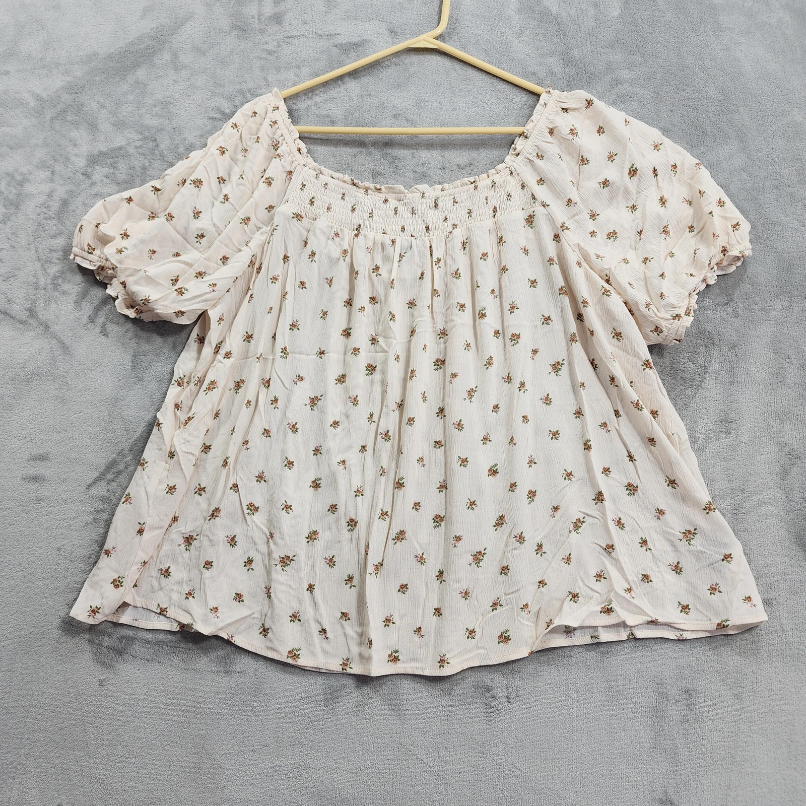 Torrid Top Women 3/3X Cream Floral Gauze Smocked Square Neck Puff Sleeve Peasant