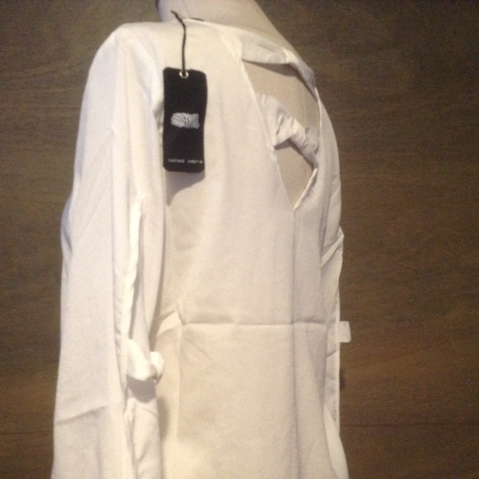 Naked Zebra Womens WHITE BLOUSE SIZE S OR M LONG OPEN BOW SLEEVES NWT