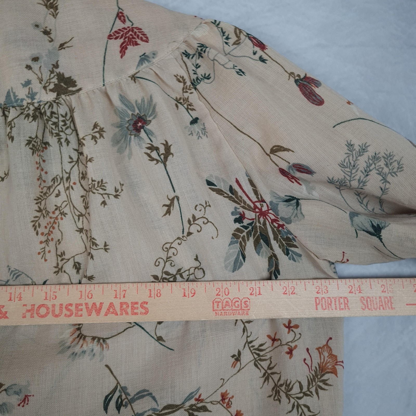 Vintage Evan Picone Blouse Womens Large Beige Floral Puff Sleeve Sheer Cottage