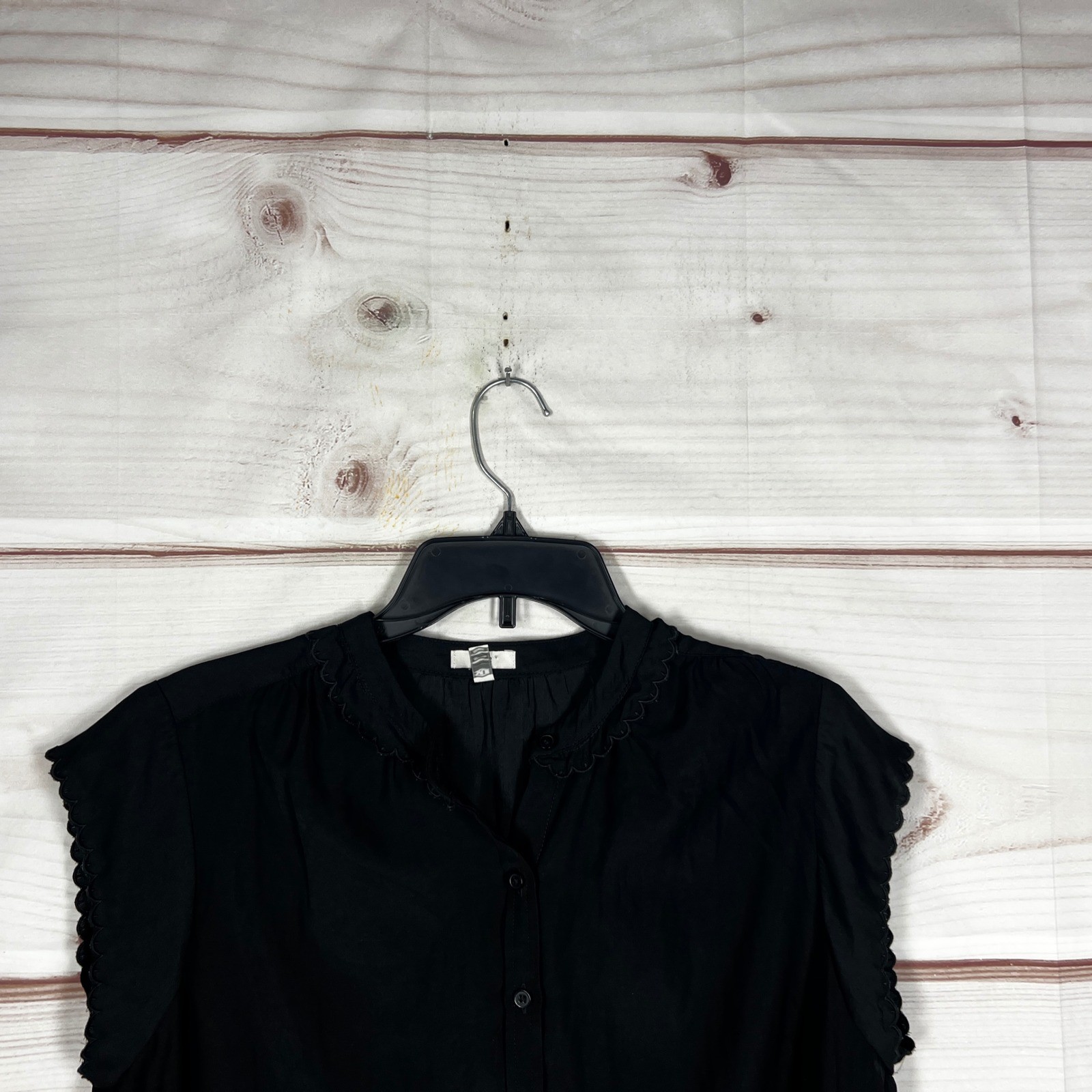Joie Scalloped Cap Sleeve Blouse Womens Small Black Solid Button Up Office Wear