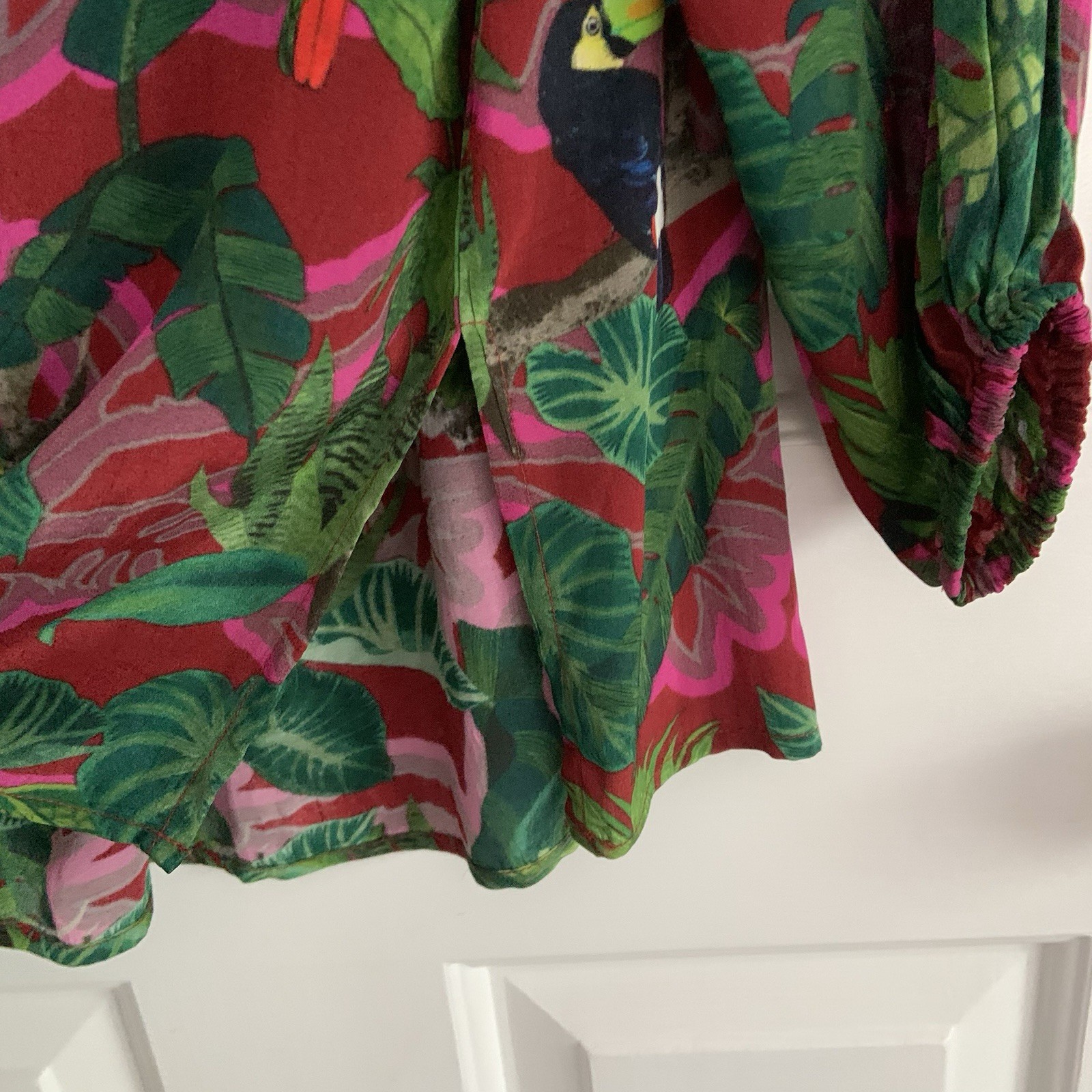 Just Bellina Tropical Parrot Tucan Floral Peasant Festival Blouse Tassels sz XS