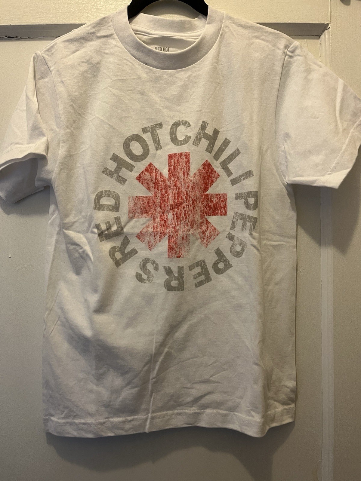 NEW Red Hot Chili Peppers Women’s Graphic T-Shirt in White Size Small