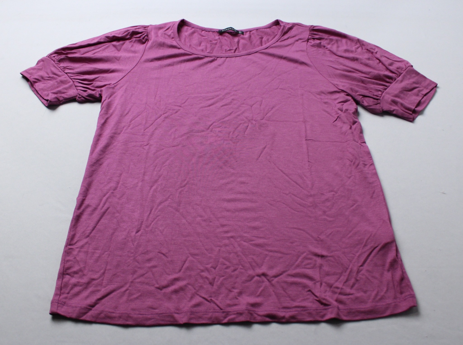 Staccato Women’s Short Sleeve Solid Color Round Neck Shirt BL1 Pink Small