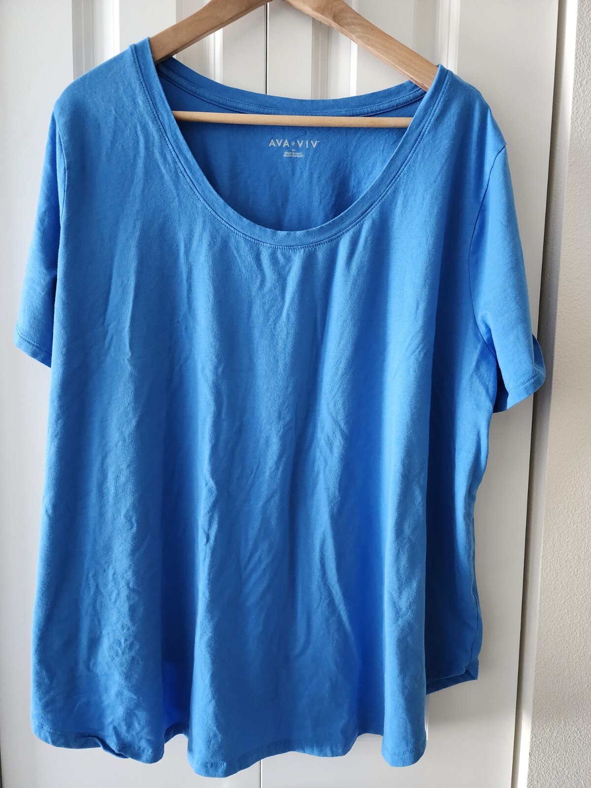 Women’s Ava & Viv Casual Workday T-shirt Blue Short Sleeve Scoop Neck-Size 2X