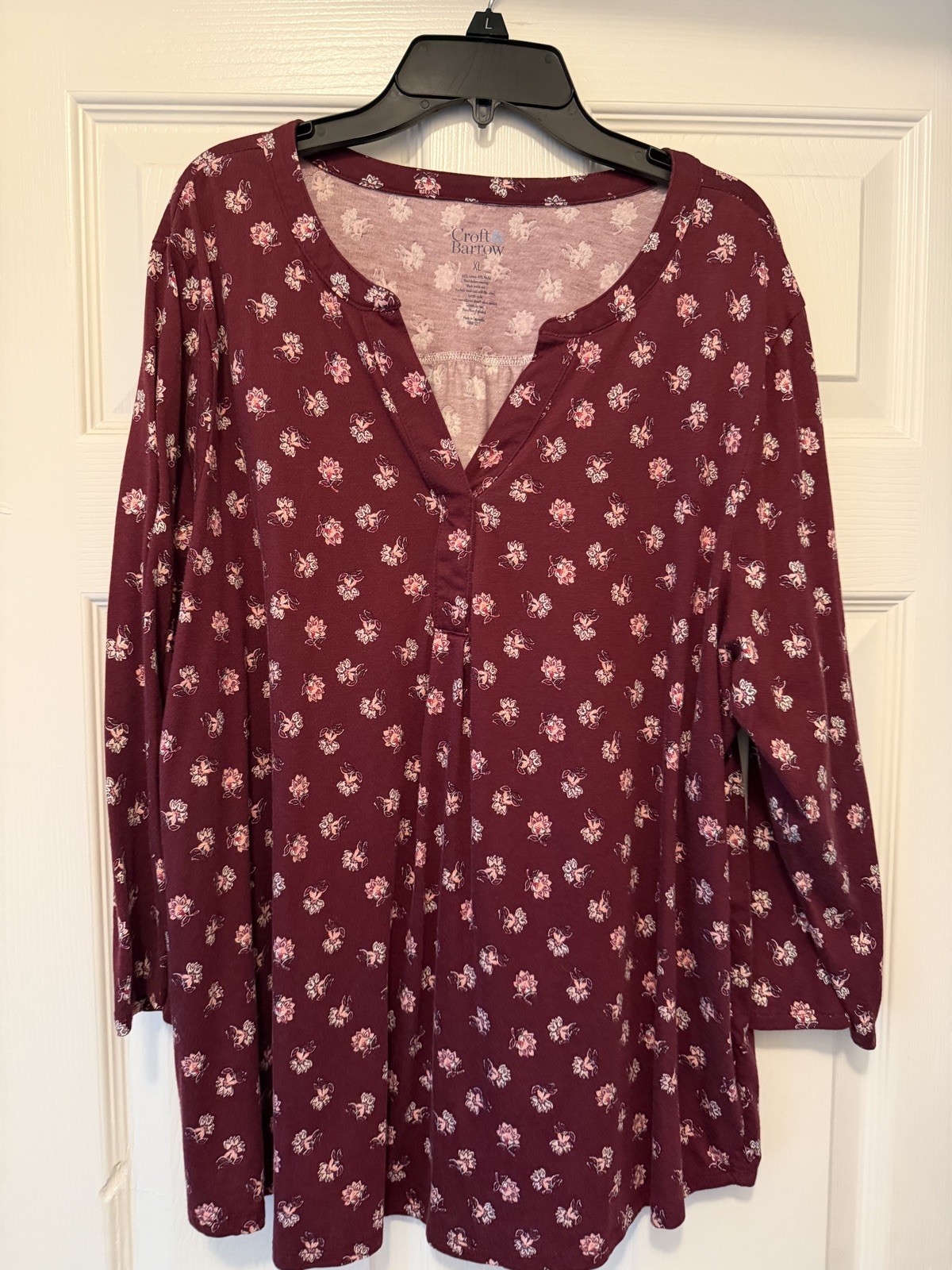 Women’s blouse Style & Co Large Burgandy Floral Long Sleeve Button Up