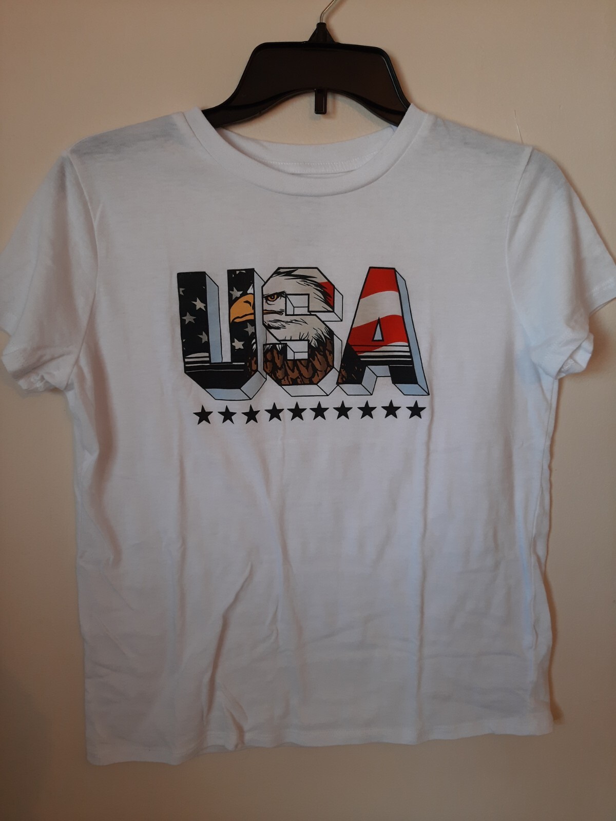 USA T Shirt Women’s Classic Cut Medium Cotton Blend–NWOT
