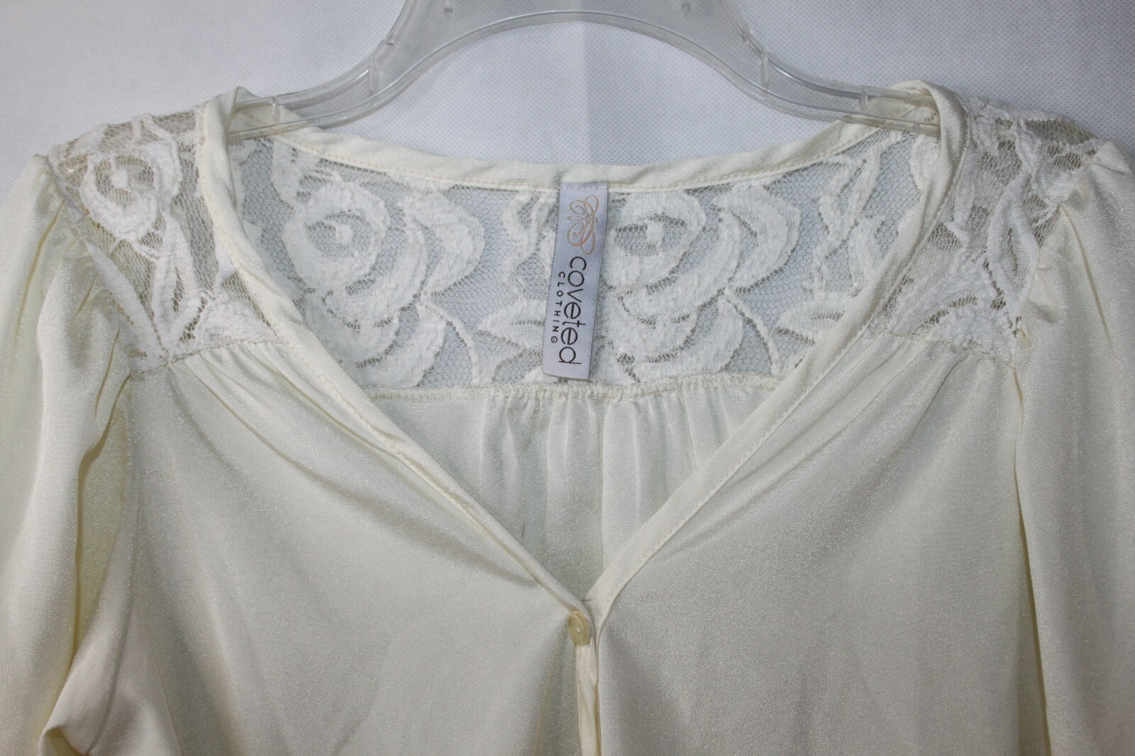 COVETED CLOTHING CREAM LACE SHORT TIE WAIST TOP ROMANTIC SZ LARGE USA