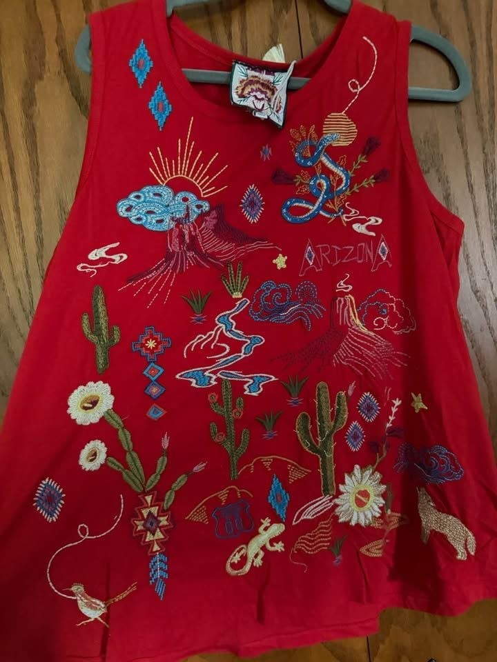 Johnny Was Los Angeles Embroidered Arizona Desert Red Tank Top M