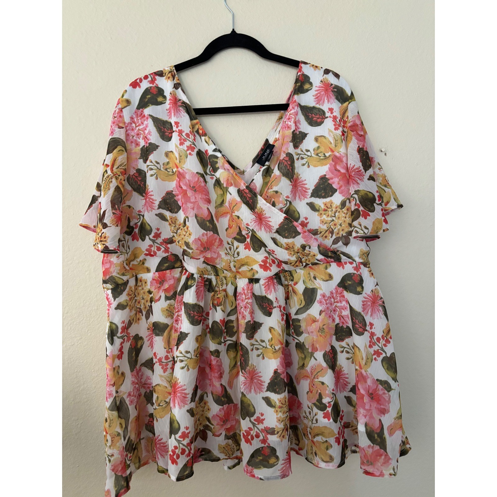 June + Vie Floral Surplice Peplum Blouse 1X 22/24 Multi-Color V-Neck A1206