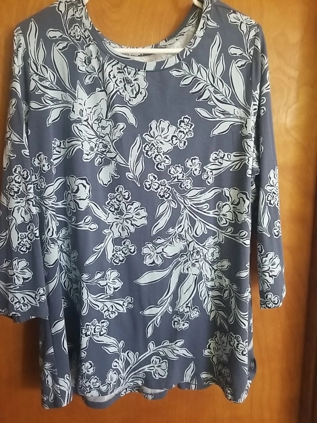 AnyBody Top Womens 3/4 Sleeve Blue Floral Cotton Blend Size Large