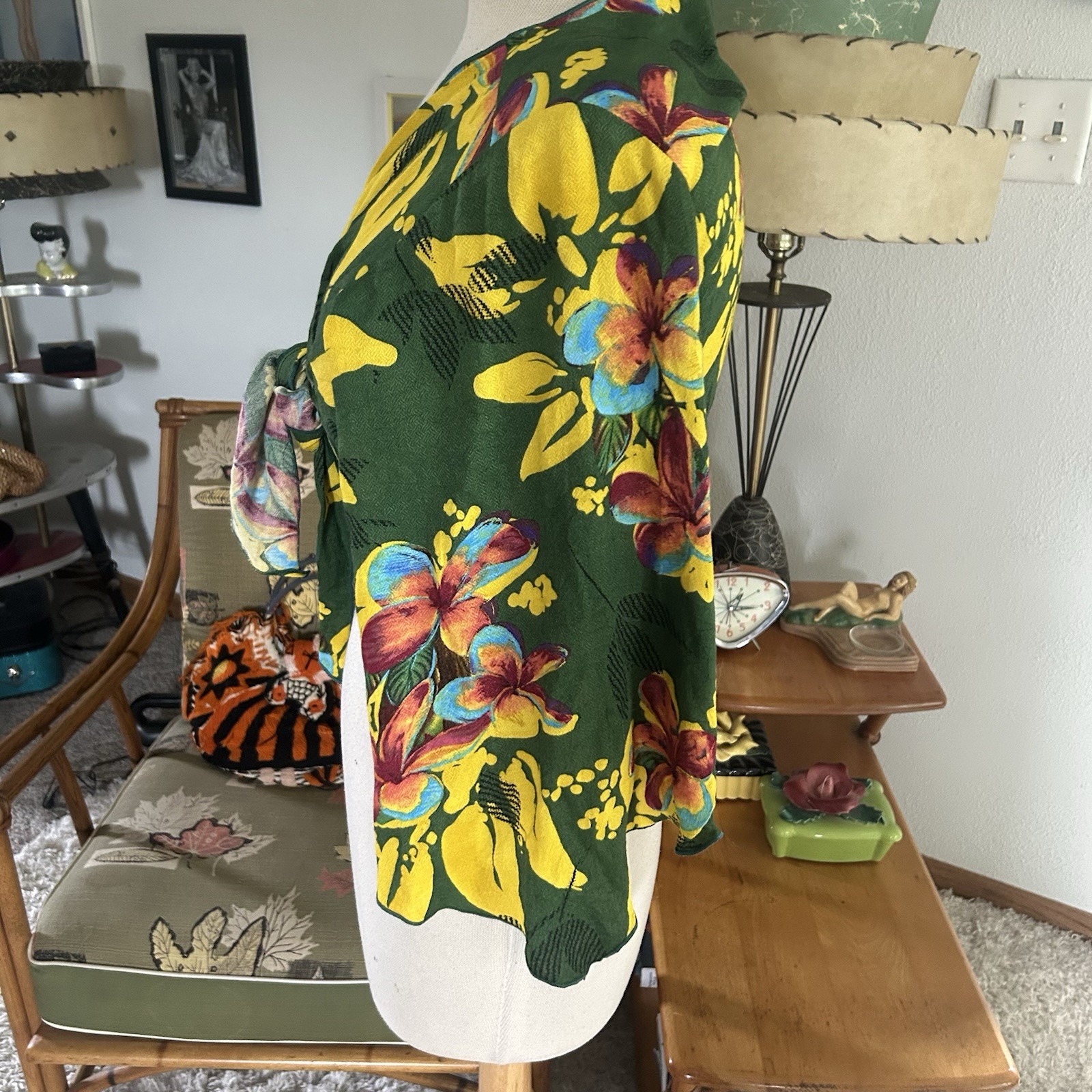 Retro Blouse | Tropical Floral Print | Tie Front | 40s Style | L XL | Loco Lindo