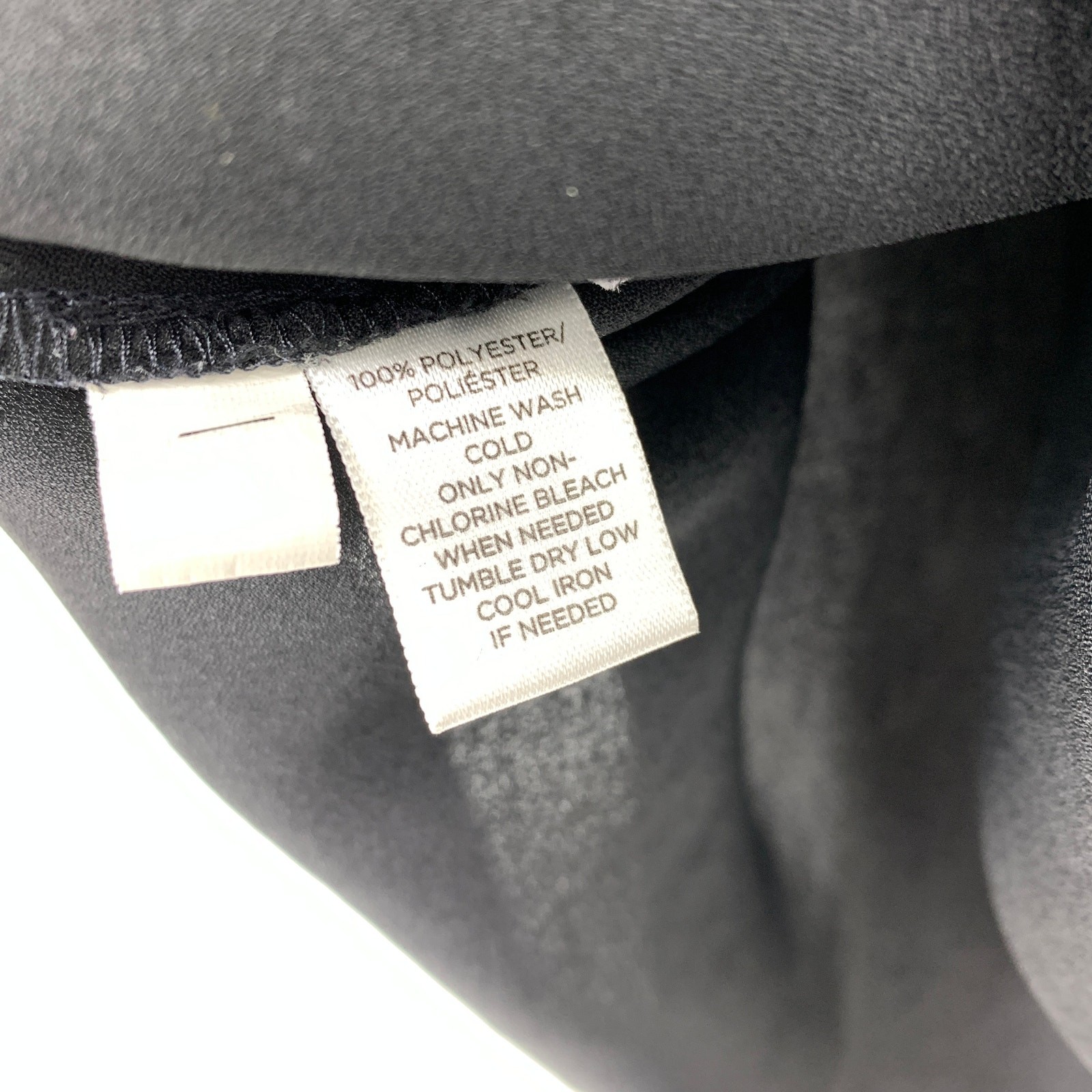Loft Tie Neck Sleeveless Blouse Womens Size Large Black Pleated Neckline