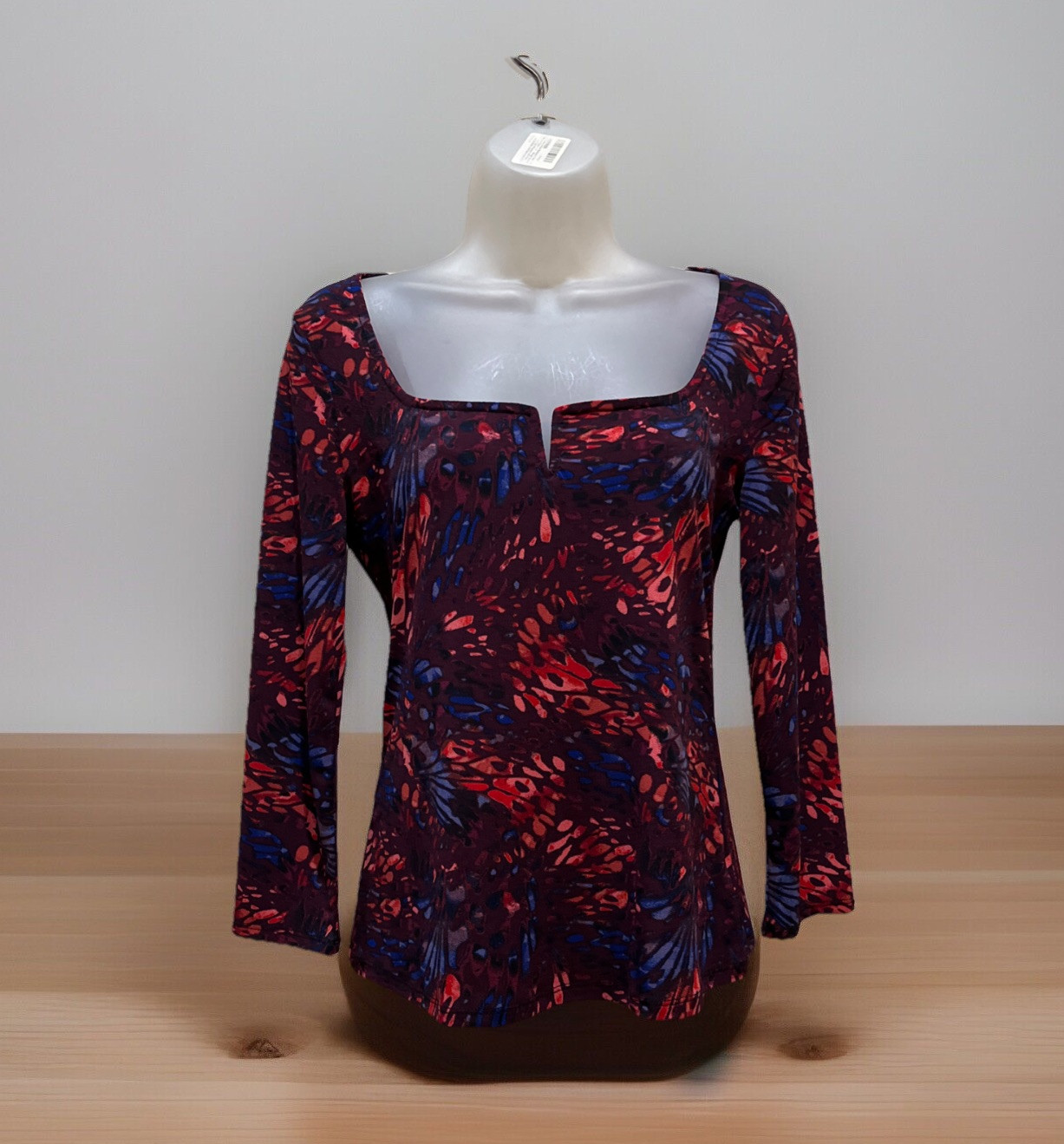 NWT Bold Elements Cut To Curve Women’s Square Neck Blouse Butterfly Print Size S