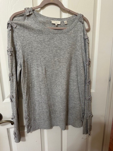Ted Baker cold shoulder sweater with bows, Ted size 4, US M-L