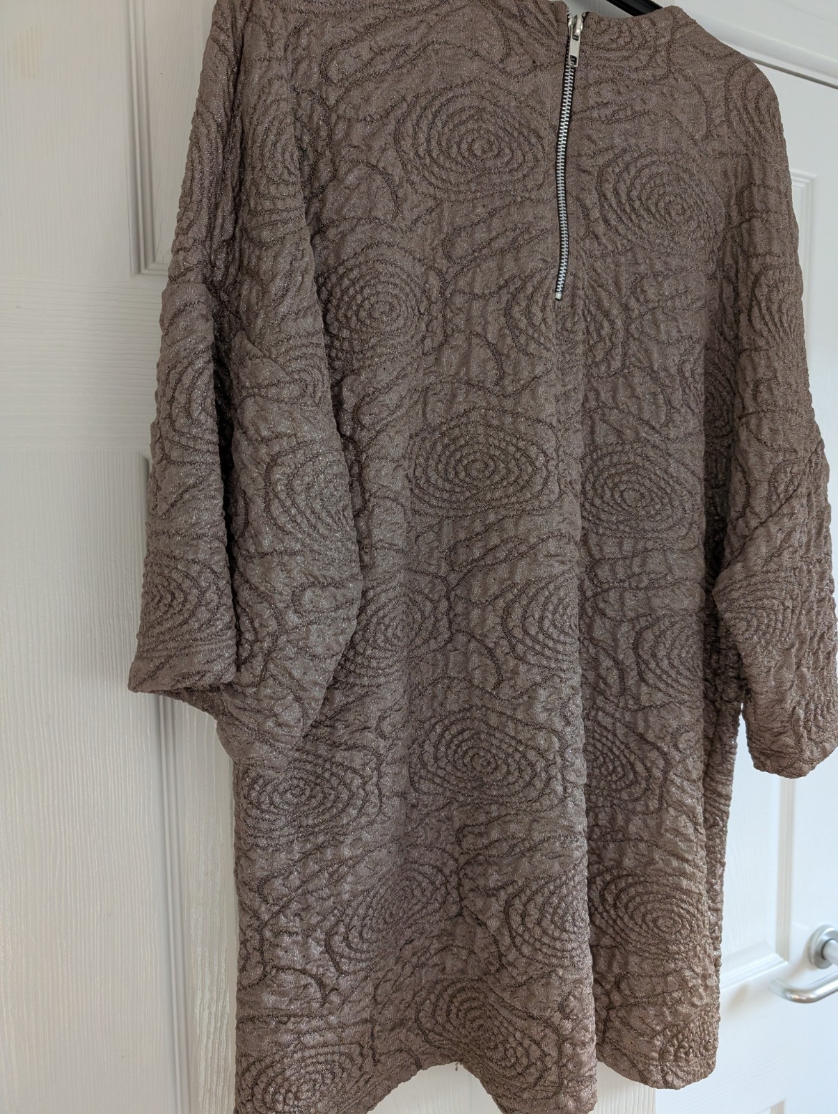 Zara Special Edition Bronze Metallic Style Rose Embossed Texture Soft Top Medium