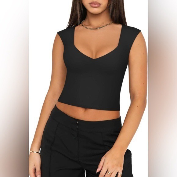 REORIA Crop Tank Top Medium Black Double Lined Seamless V Neck NWT
