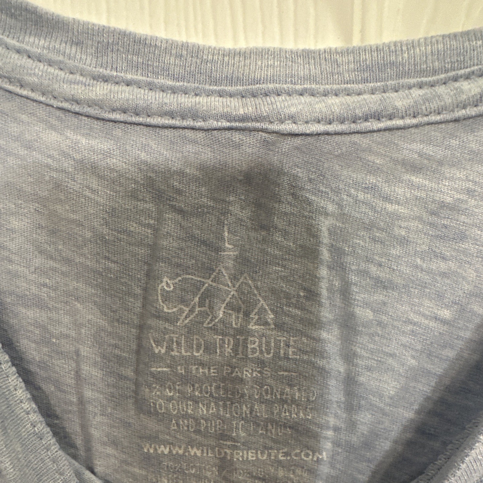 Wild Tribute Western Horse Graphic women size L Blue Crew Neck Short Sleeve Tee