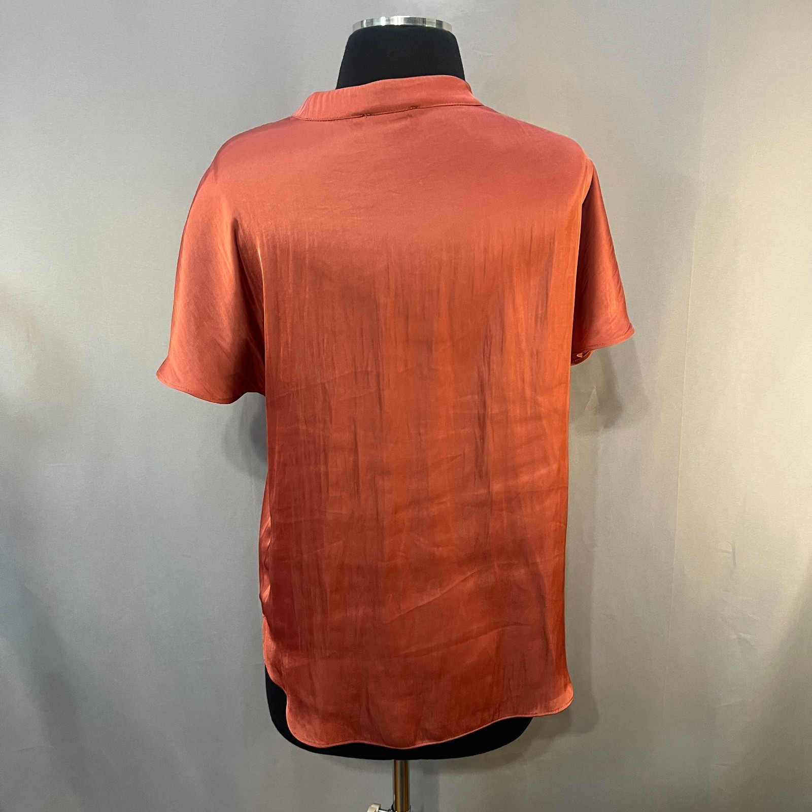 Reset By Jane Esme Top Womens Medium Orange Ruched Shoulder Rounded Hem V Neck