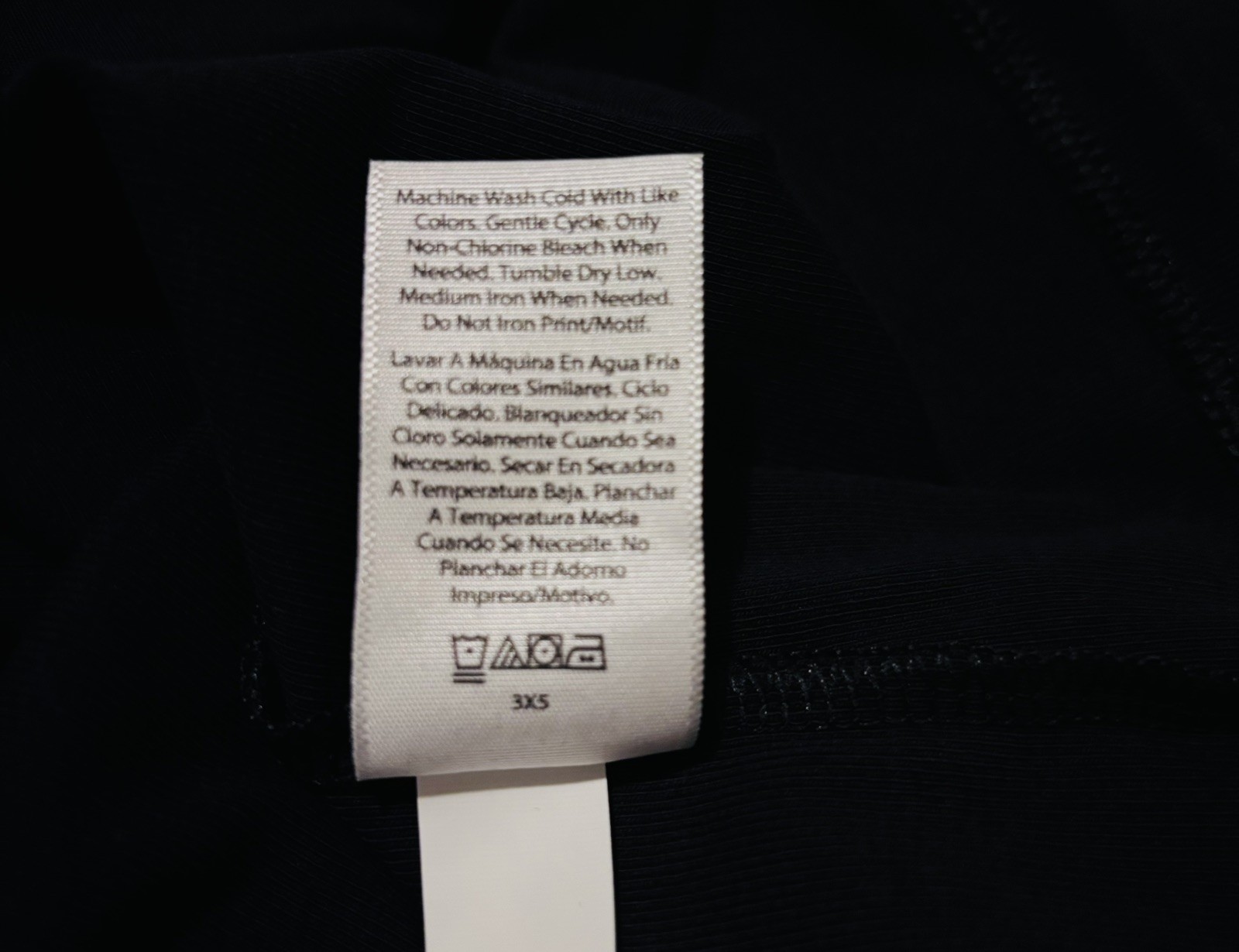 NWT Free Assembly Womens XL 16 18 Darkest Navy V-Neck Henley Top W/ Long Sleeves