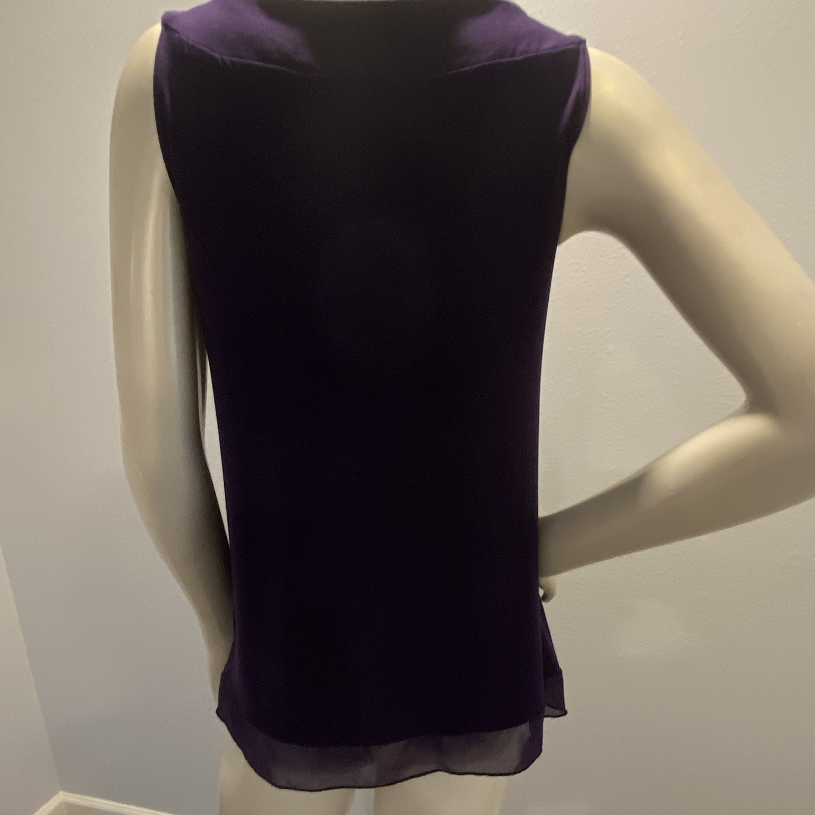 ROZ & ALI S Purple Solid Scoop Neck Sleeveless Studded Pleated Chiffon Tank Top