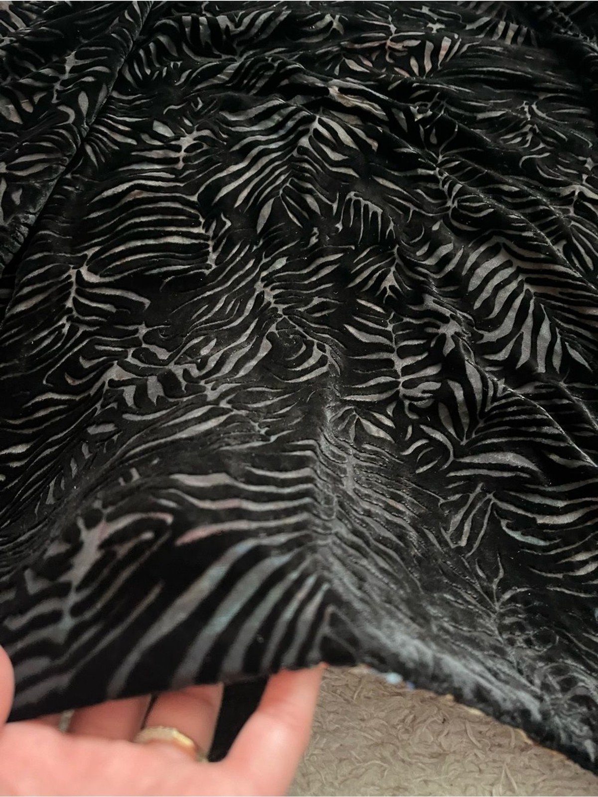 Johnny Was size XS Merhawi Kimono Black Velvet Dragon Kimono Jacket Embroidery