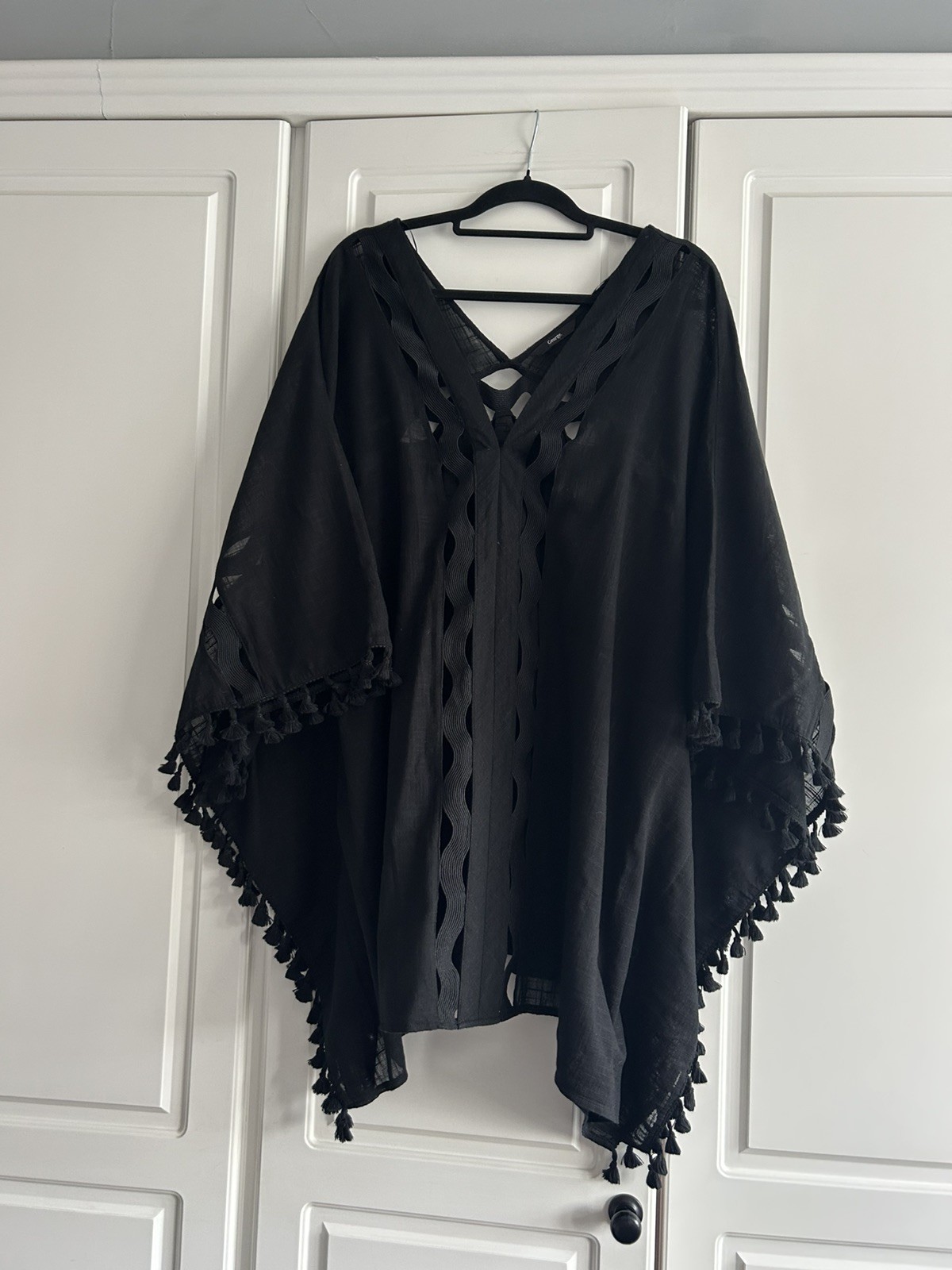 Kaftan plus size 24 black 100% cotton with cut out detail NWT