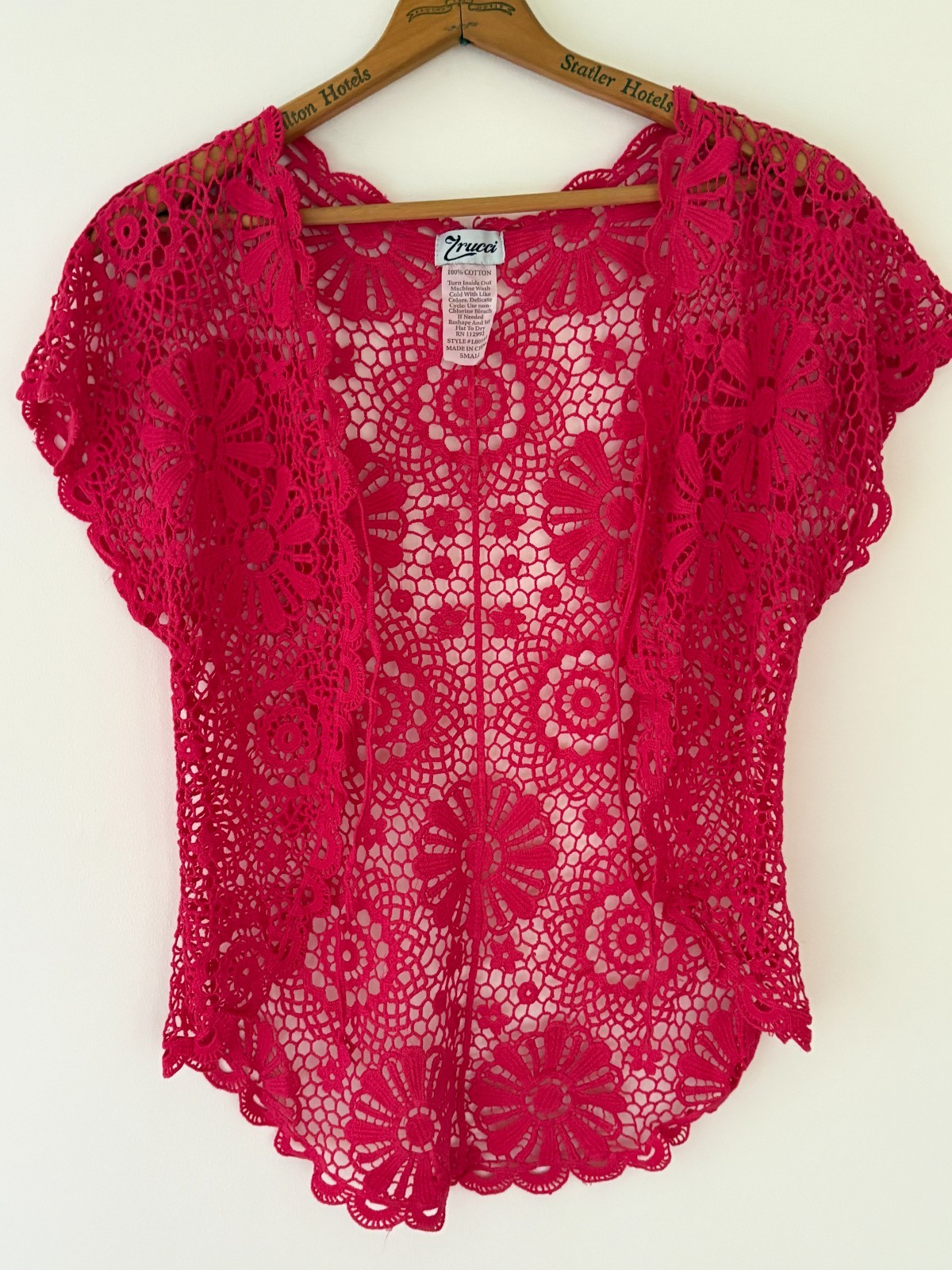 Hot Pink Floral Lace Crochet Cardigan/Vest Small Cotton Cap Sleeve Scalloped