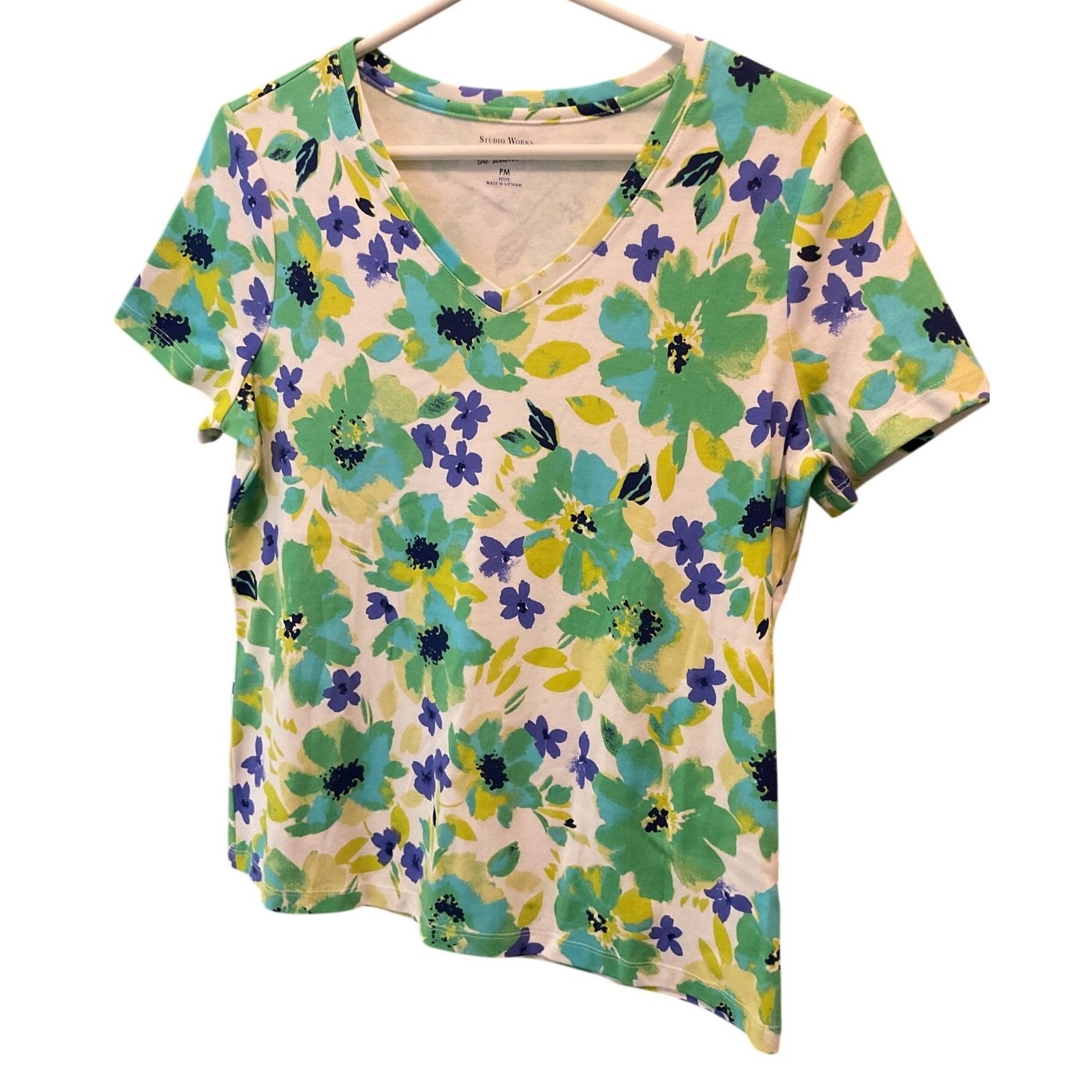 Studio Works “The Studio Tee” Womens Petite Medium Floral Multi Colored Top