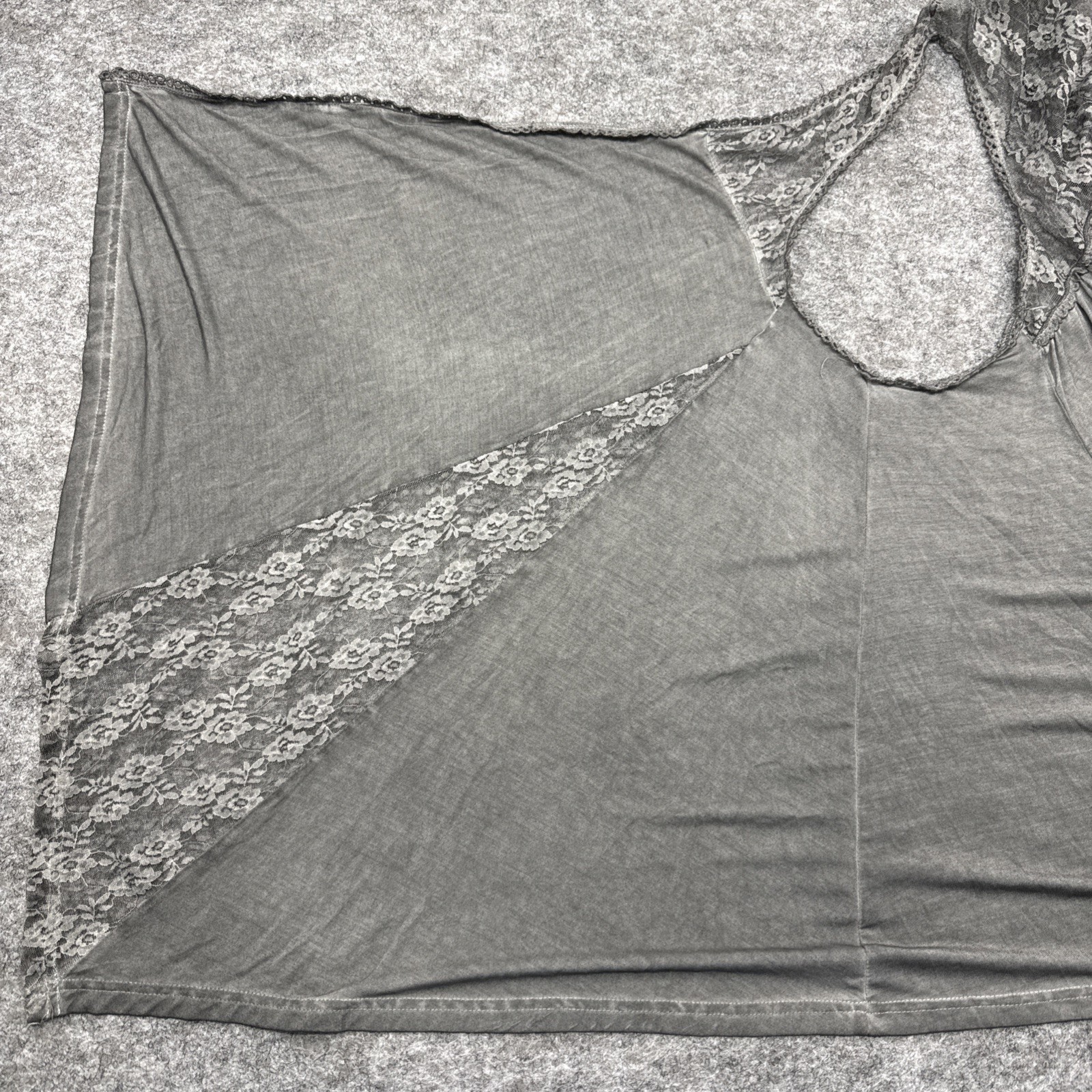 POL open cardigan women’s medium gray lace waterfall cascade asymmetrical vest