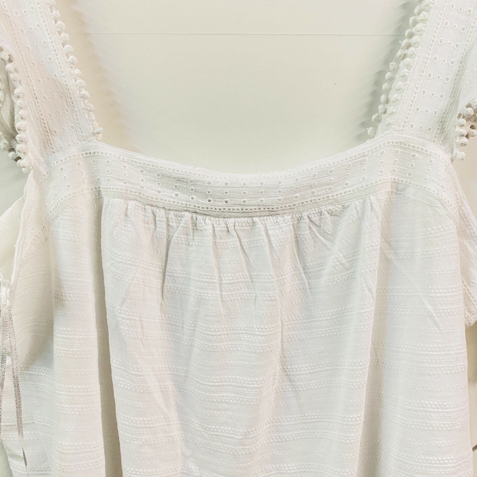 Style & Co Women S Bright White Embroidered Flutter Strap Tank Top NWT BS59